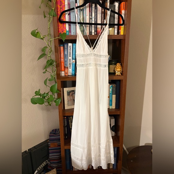 Forever 21 Dresses & Skirts - Forever 21 White Lace Detail Boho Maxi Dress